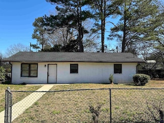 222 Oklahoma Ave, Warner Robins, GA 31093
