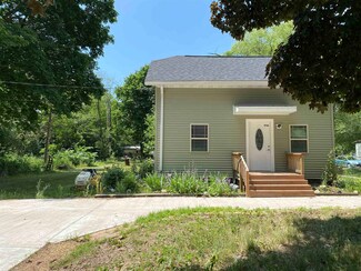 1716 Beloit Ave, Janesville, WI 53546