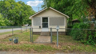 800 E 12th St, Claremore, OK 74017