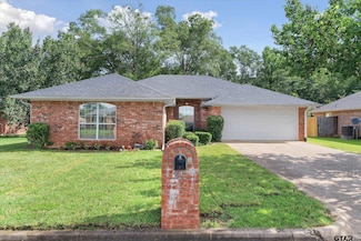 222 Amanda Ct, Whitehouse, TX 75791