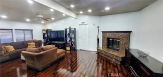 19009 S Laurel Park Rd Unit 86, Rancho Dominguez, CA 90220