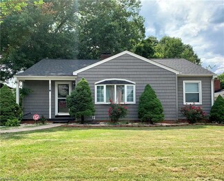3242 Anderson Dr, Winston Salem, NC 27127
