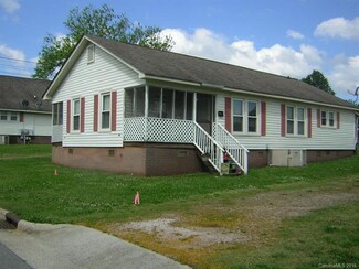 106 S Chapel St, Landis, NC 28088