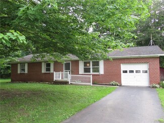 15332 Armes Ct, Gowanda, NY 14070