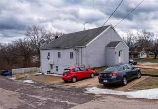 670 S Main St, Saint Clair, MO 63077