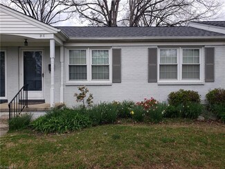 1700 Roslyn Dr, Burlington, NC 27215