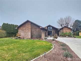 9410 Albert Way SE, Moses Lake, WA 98837