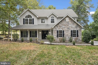 360 Clearview Dr, Clear Brook, VA 22624