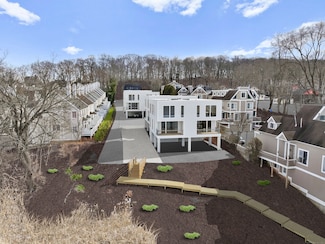 904 Quinnipiac Ave Unit 2, New Haven, CT 06513