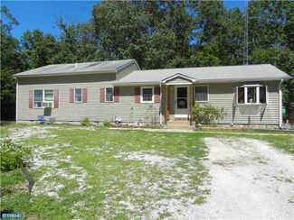81 Station Rd, Leesburg, NJ 08327