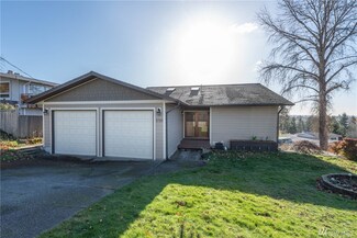 1725 S 233rd St, Des Moines, WA 98198