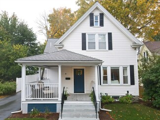 4 Oakland St, Natick, MA 01760