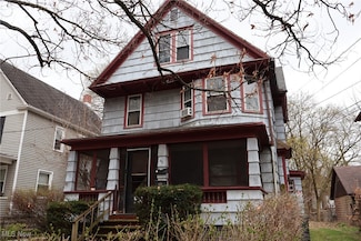96 Hall St, Akron, OH 44303