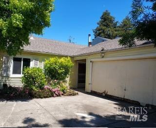 628 Nikki Dr, Petaluma, CA 94954