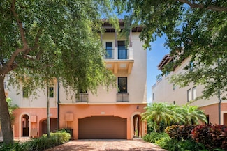 6226 Paradise Point Dr, Palmetto Bay, FL 33157