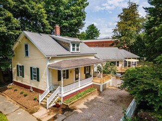 53 Union St, Northampton, MA 01060