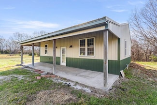 27685 L B Corn Rd, Seligman, MO 65745