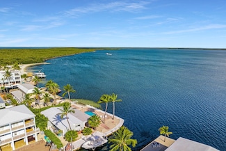 77 Gull Ln, Key Largo, FL 33037