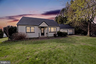 7850 Locust Valley Rd, Quakertown, PA 18951