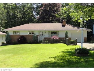 129 Woodland Dr, New Middletown, OH 44442