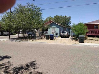 1202 Chacon St, Laredo, TX 78040
