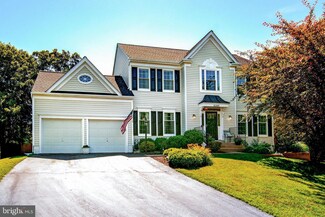 8289 Robin Marie Place, Gainesville, VA 20155