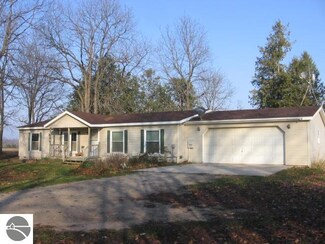 4900 N Townline Rd, Sterling, MI 48659