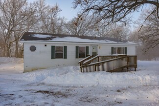 39673 County Road 15, Saint Peter, MN 56082