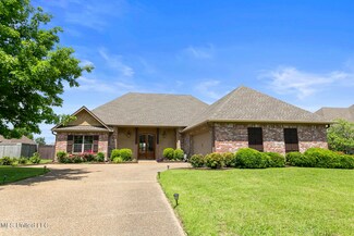 1904 E Ridge Cir, Madison, MS 39110