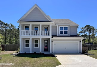 225 Salt Meadow Ln, Newport, NC 28570