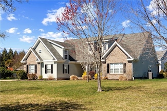 1908 Amber Bay Ct, Virginia Beach, VA 23456