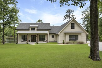 1222 Crestwood Dr, Hattiesburg, MS 39402