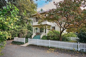 5 Prospect Ct, Northampton, MA 01060