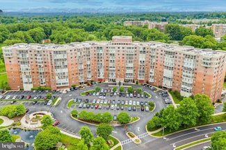3100 N Leisure World Blvd Unit 823, Silver Spring, MD 20906