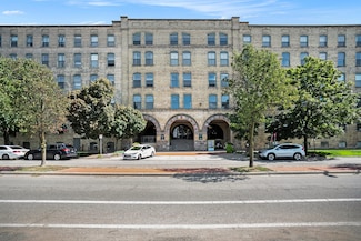 940 Monroe Ave NW Unit 313, Grand Rapids, MI 49503