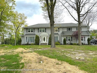 16 Woods Rd, West Long Branch, NJ 07764