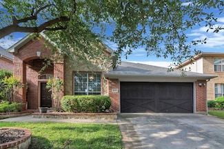 4948 Paddock Dr, Fort Worth, TX 76244
