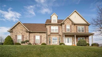 426 Keystone Ct, Bath, PA 18014