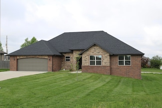 3419 S Suburban Ave, Springfield, MO 65807