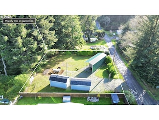 62951 SW 10th Rd, Coos Bay, OR 97420