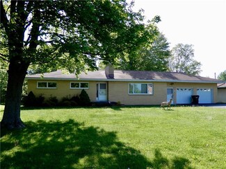 3164 Madeline St, Sharpsville, PA 16150
