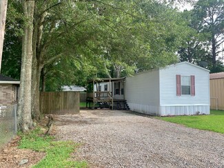 1321 W Magnolia Ave, Eunice, LA 70535
