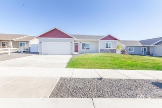 1556 Frontier Dr, Lewiston, ID 83501