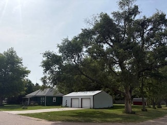 519 Sherman St, Benedict, NE 68316