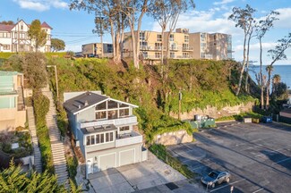 190 El Camino Medio St, Capitola, CA 95010