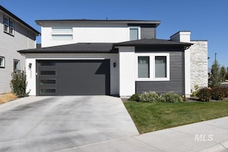 2032 E Presidential Dr, Meridian, ID 83642