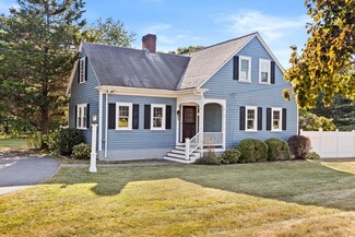 44 Pembroke St, Kingston, MA 02364