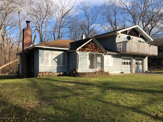 6 Trout Brook Rd, Byram, NJ 07821