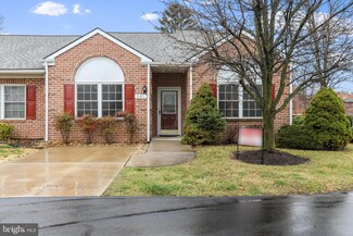 351 Sunbrook Ln Unit 110, Hagerstown, MD 21742
