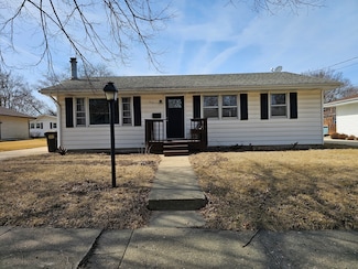 312 N Bellaire Ave, Freeport, IL 61032